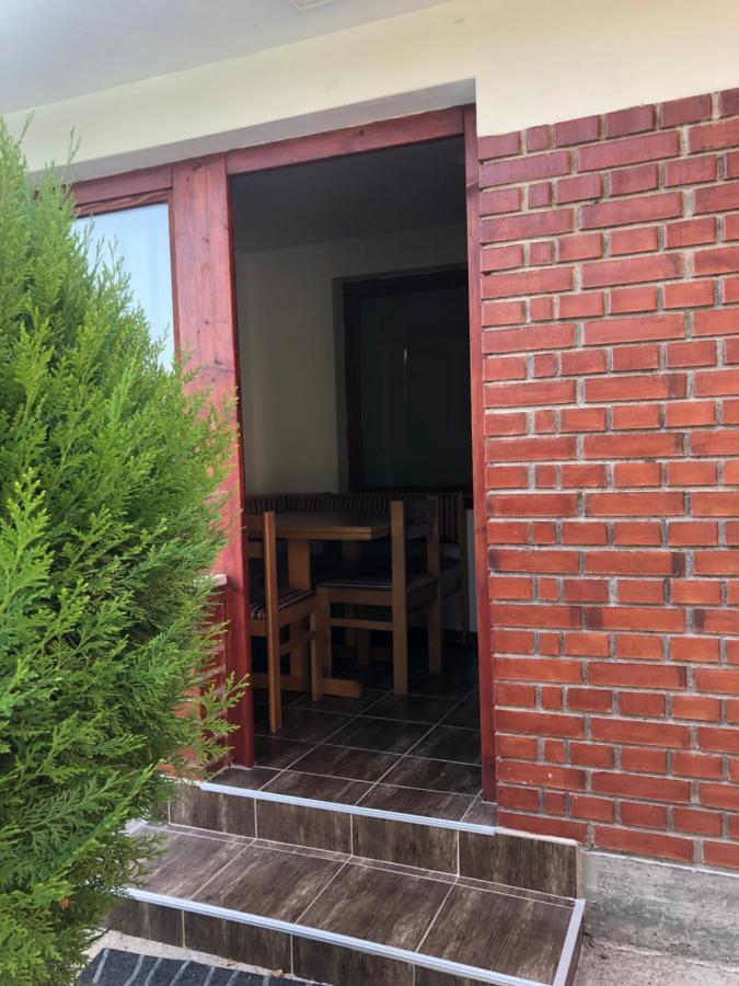Apartmani Morava 54 Kocino Selo Bagian luar foto