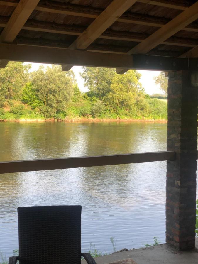 Apartmani Morava 54 Kocino Selo Bagian luar foto