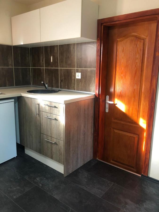 Apartmani Morava 54 Kocino Selo Bagian luar foto
